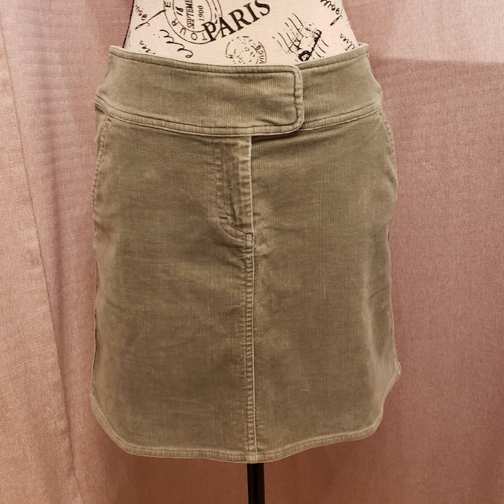 H&M comfortable skirt